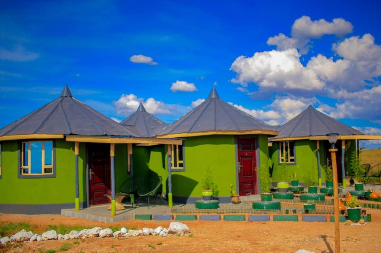 Amanya 3-Bedroom Hut Amboseli Exterior photo